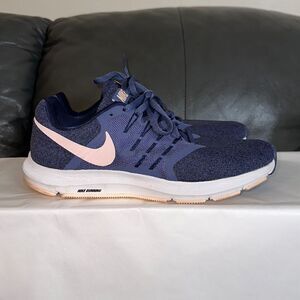 NIKE 9.5 Run Swift Women’s Heather Indigo Blue Knit White Running Sneakers